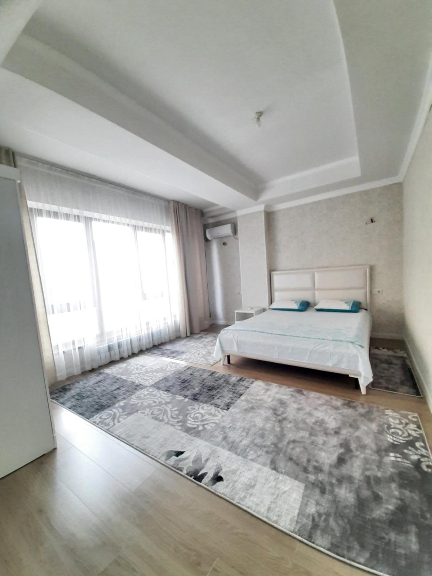 Comfortable Apartment Bisjkek Eksteriør billede